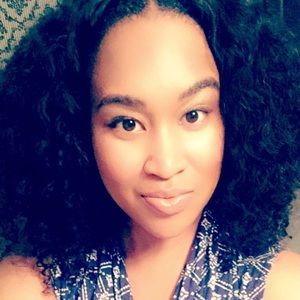 Meet your Posher, Alexandria